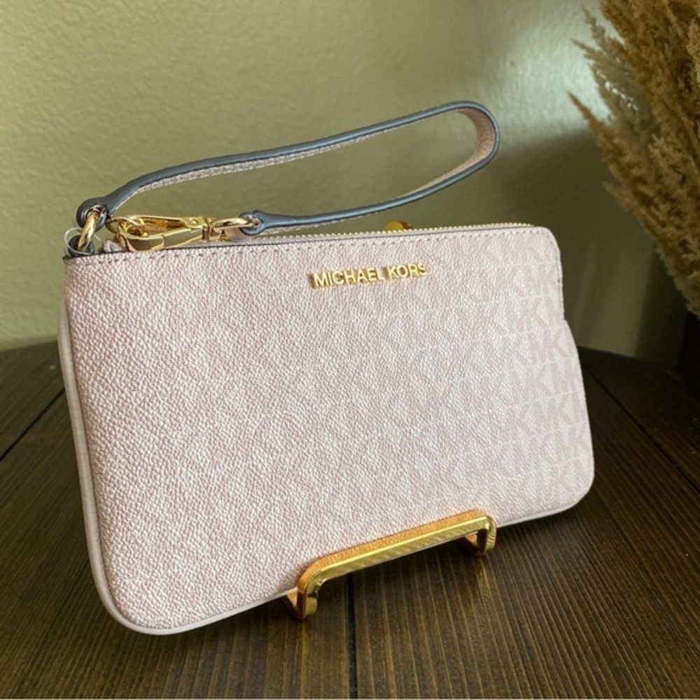 Final sale 🌹Michael Kors large jet set travel zipper wristlet - Picture 2 of 8